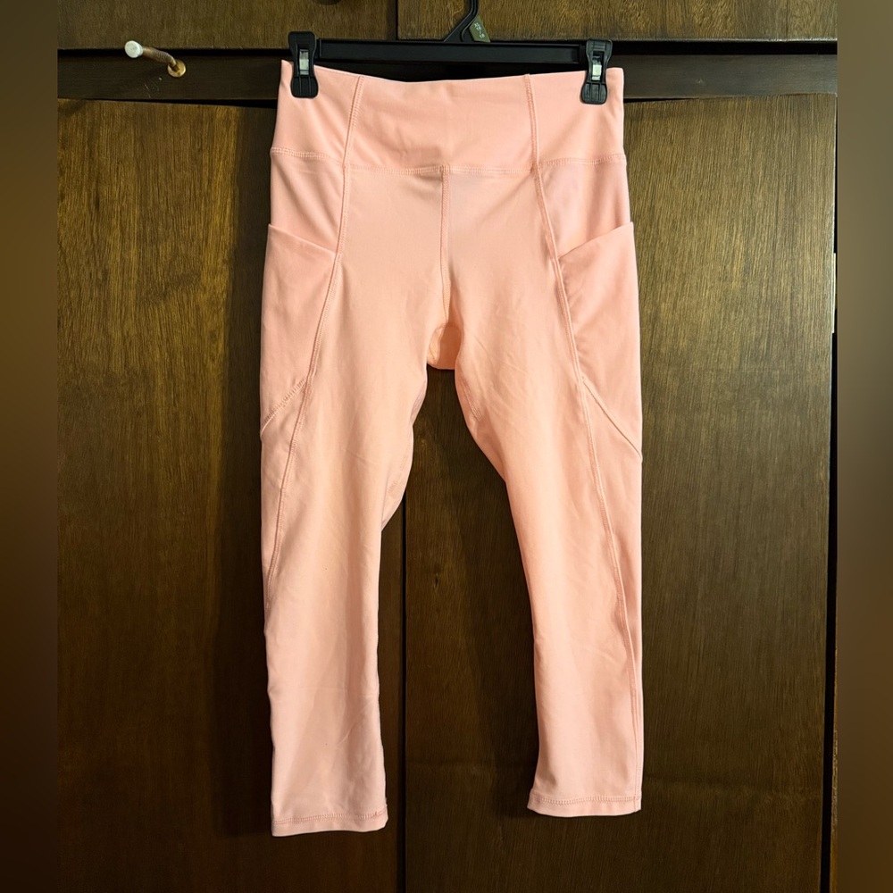 Bright pink crop leggings
